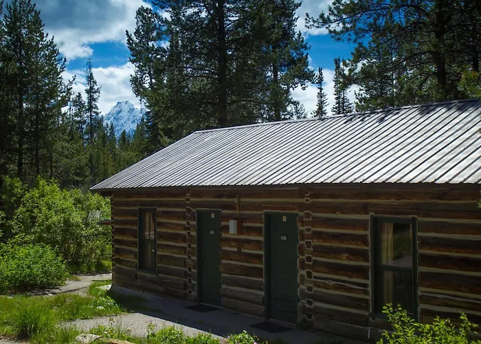 Colter Bay Village Lodge *