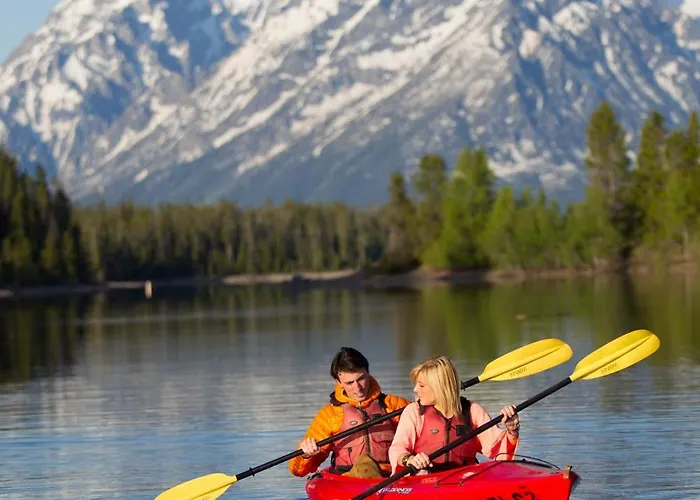 Lodge Colter Bay Village *