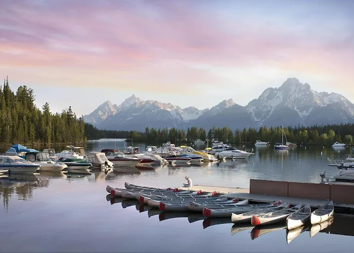 Lodge Colter Bay Village *