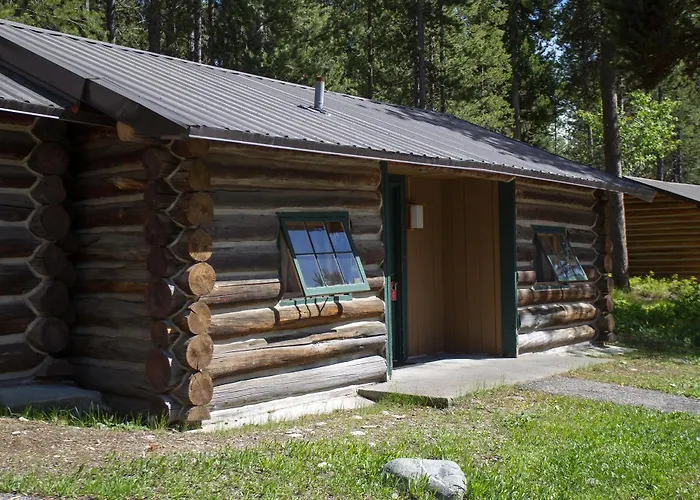 Colter Bay Village Lodge *