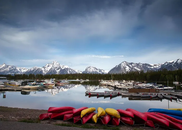 Colter Bay Village Lodge *